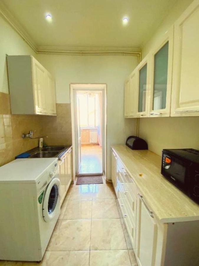 Your Home In Tbilisi Ngoại thất bức ảnh